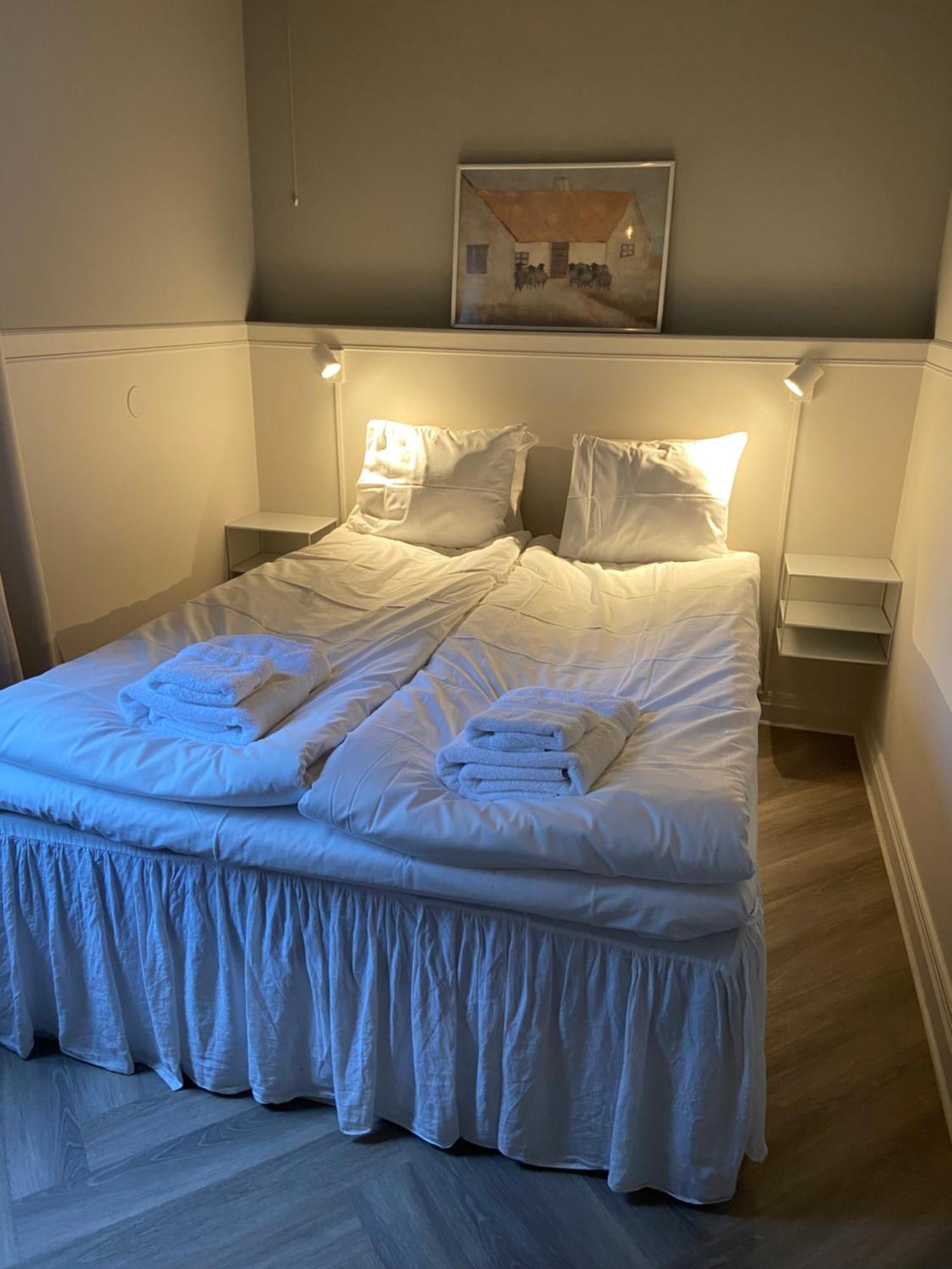 Our House Bed & Breakfast Ystad Ngoại thất bức ảnh